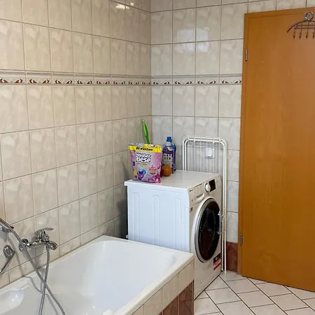 Ferienwohnung Leo Zentrumsnah Apartment